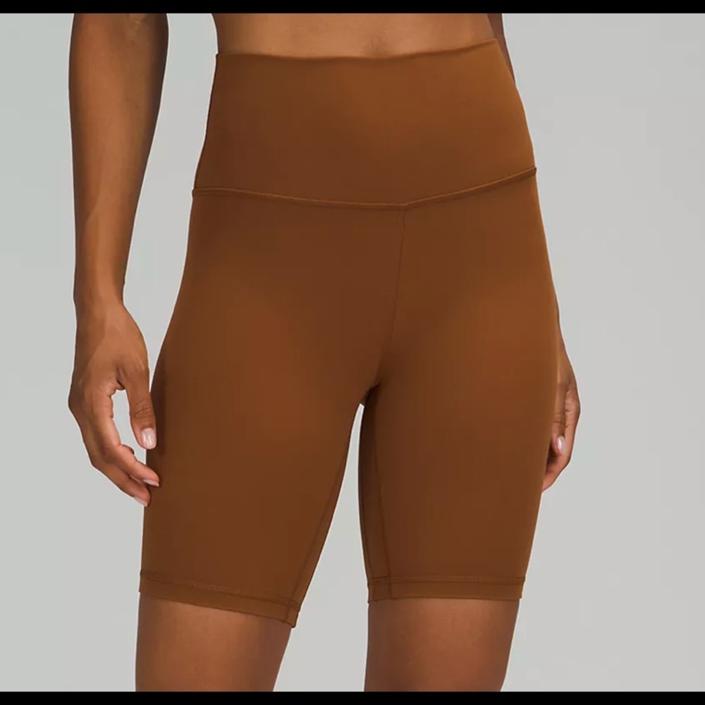 Lululemon Align High-rise short 8”